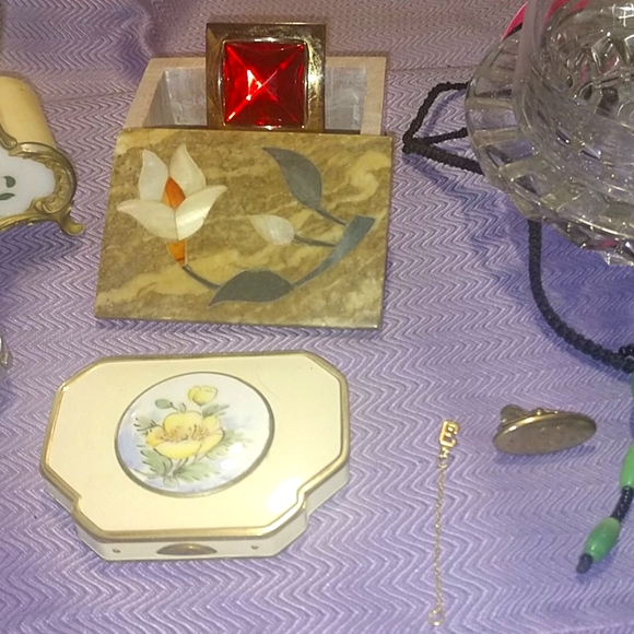 Grandpa and Grandma's Junk Drawer Lot - Picture 3 of 6